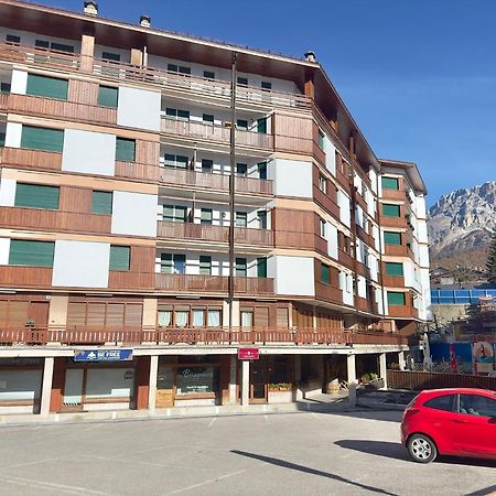 Dolce Casa Cortina Centro-Ski Apartment Cortina d'Ampezzo Exterior photo